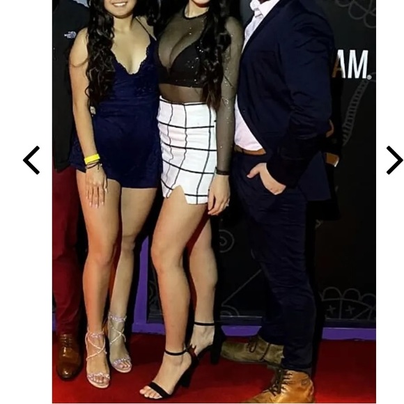 LULUS Spence white plaid mini skirt NEVER WORN - Picture 4 of 10